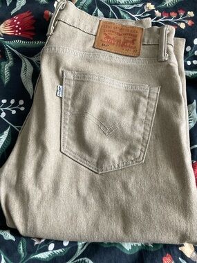 Levi's Men's Khaki/Tan 511 Slim Jeans